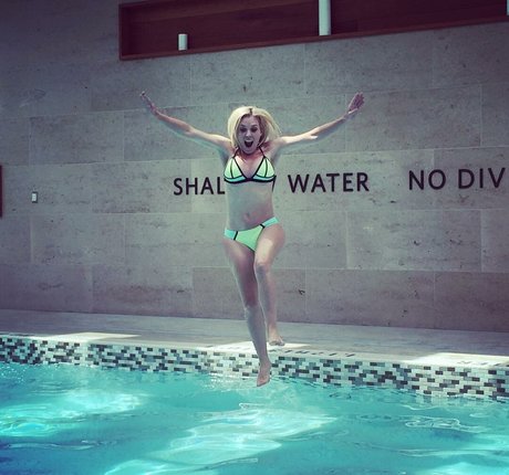 Kortney Wilson buen modelo recopilación