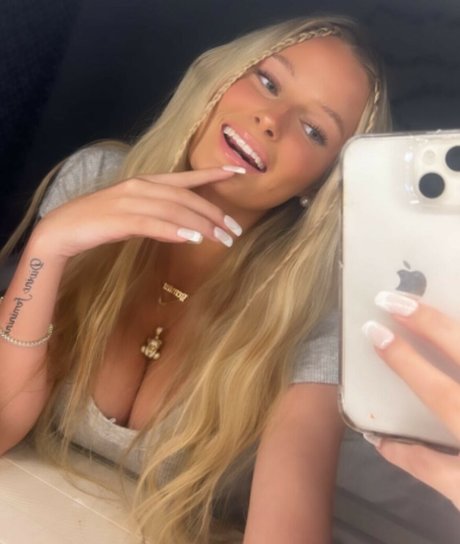 Annika Peterson estrella porno superior imágenes