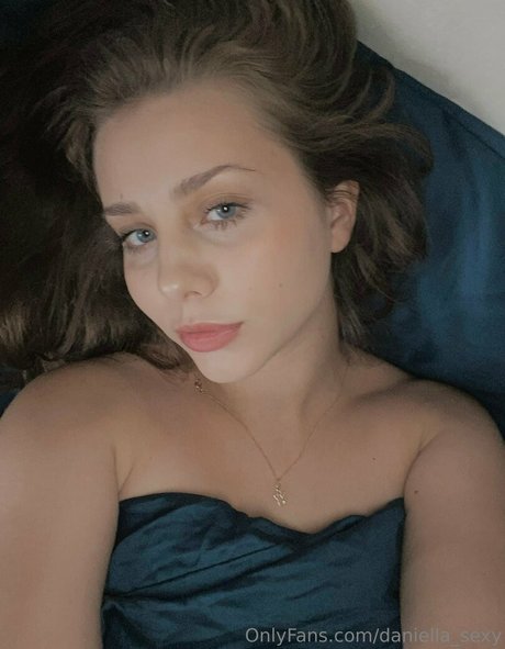 Yummy girl estrella porno de alta calidad foto