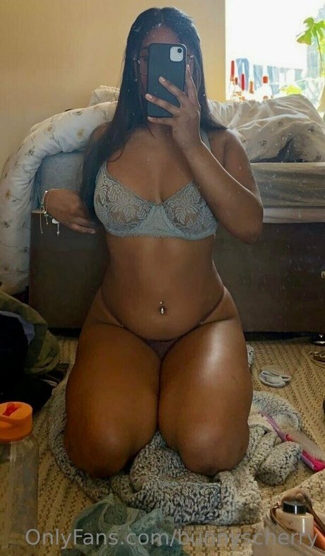 Bunnyscherry modelo agradable fotos