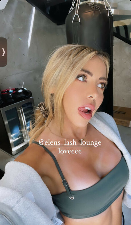 Emmy Corinne bonita actriz imágenes