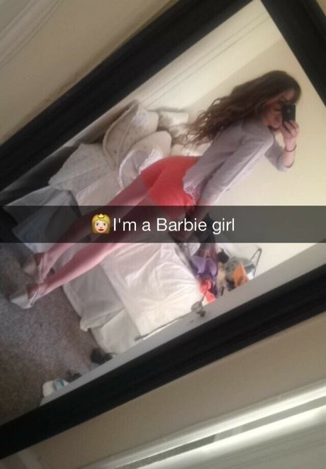 Emmy Corinne actriz desnuda imágenes