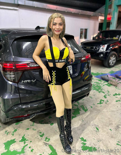 Northstar Thai xxx estrella porno imágenes