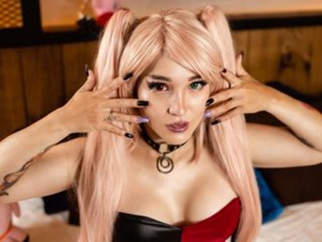 Asuka Muller estrella perfecta galerías