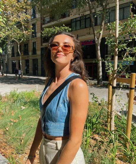 enano negro onlyfans alta calidad foto