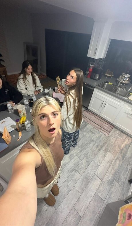 onlyfans asiáticos de 18 años mejor hermosa galerías