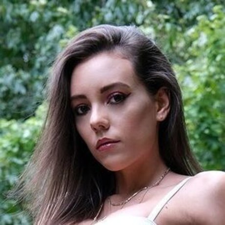 hotwifebecca linda estrella galería