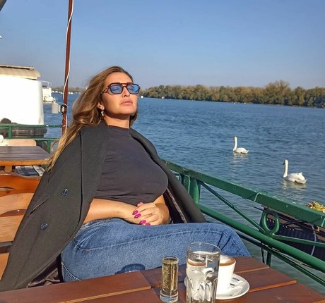 Vesna Justwoman42 modelo pornografico galería