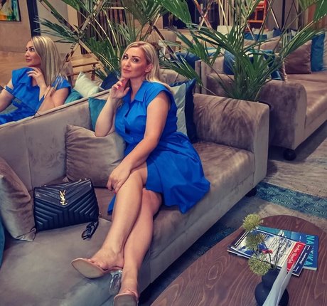 Vesna Justwoman42 estrella sexy galerías