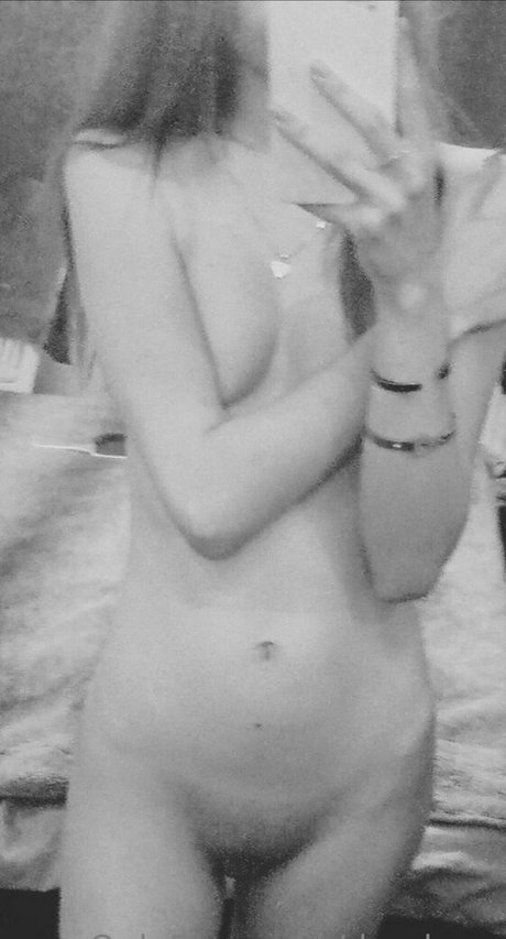 deadsxw actriz porno imágenes