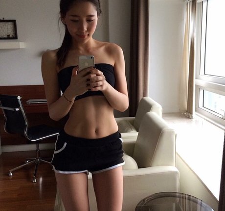 Lizwenya estrella porno gratis foto