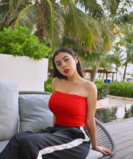 Fatima Guevara estrella bonita galerías