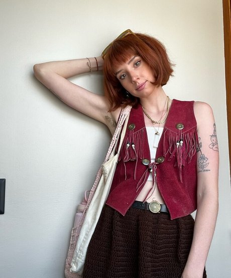 nippy hippie modelo xxx fotos