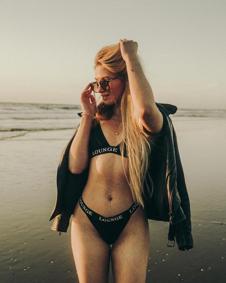 Alrun Steiner_ actriz porno recopilación