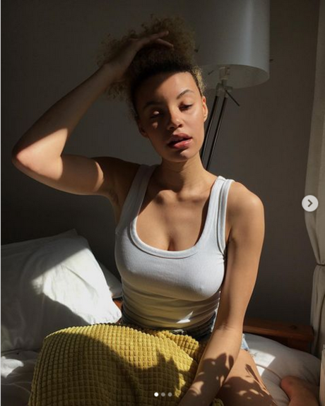 Lara never laura estrella libre recopilación