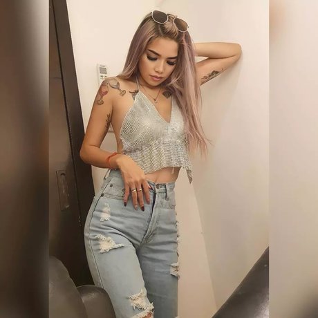 Nori Thita_ buena estrella porno galerías