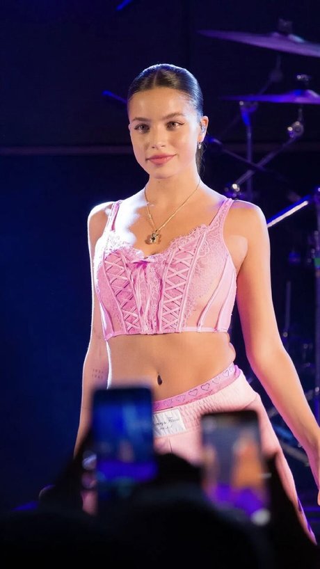 Emi Mermes sexo estrella porno imágenes