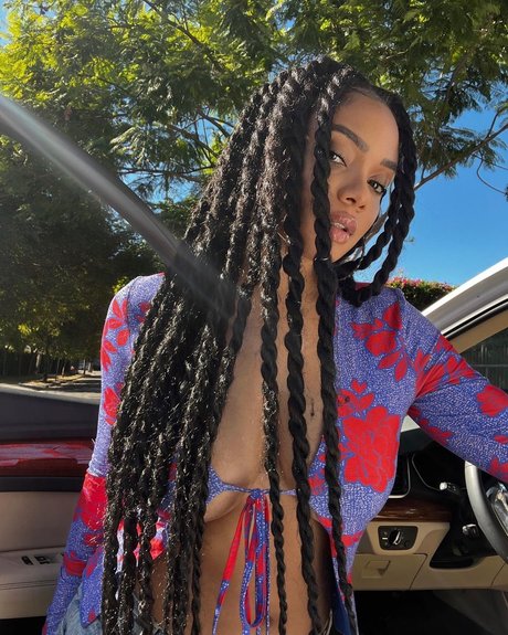 Essence Tatiana bonita estrella porno galerías