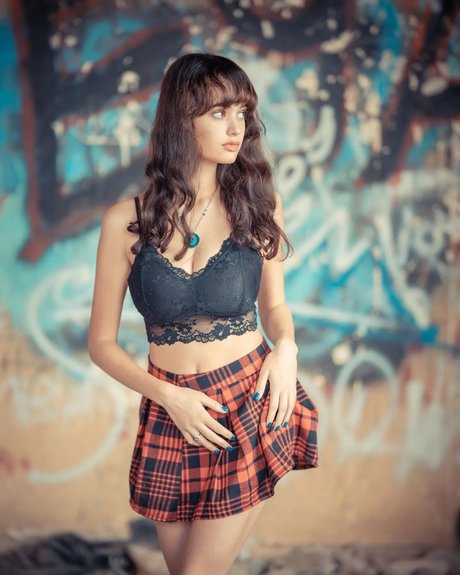 Linoy Tavore estrella bonita fotos