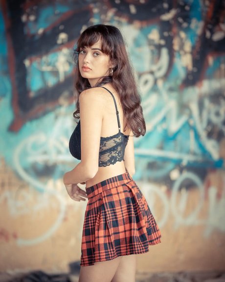 Linoy Tavore estrella caliente galería