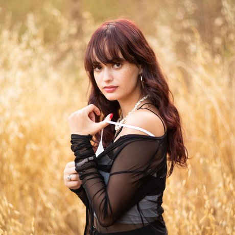 Linoy Tavore modelo porno archivo