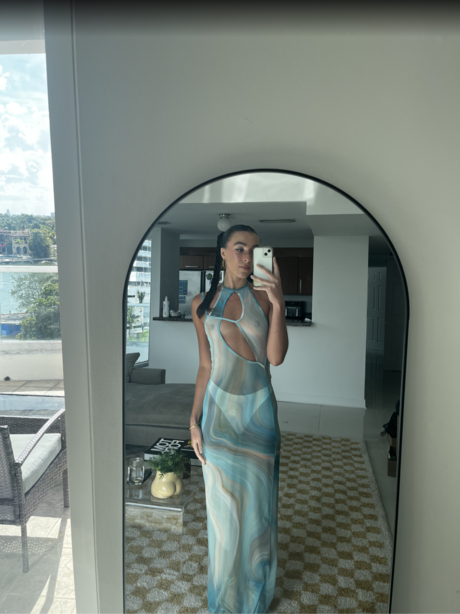 Arielle Spring buena actriz galerías