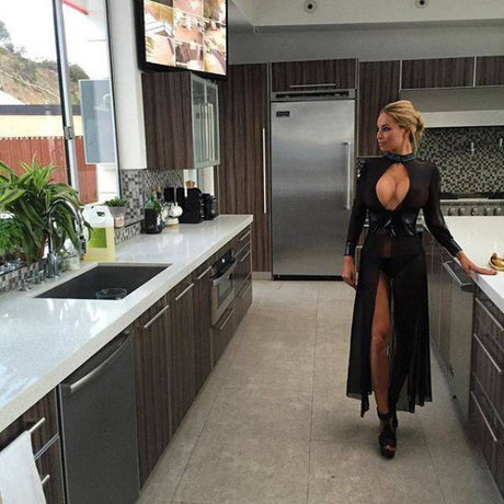 Maria Hering_ desnudos estrella porno imagen