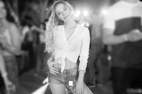 _Anna Bella estrella porno sexy archivo