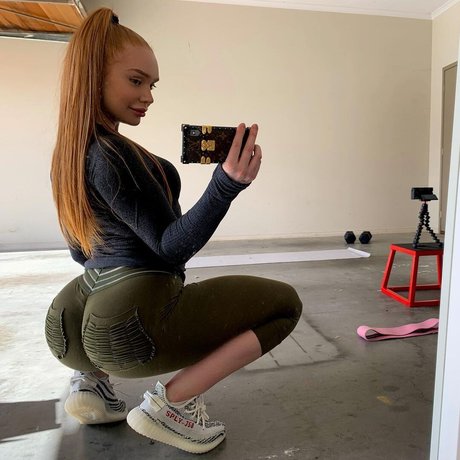 Amber J Smith Profilfoto