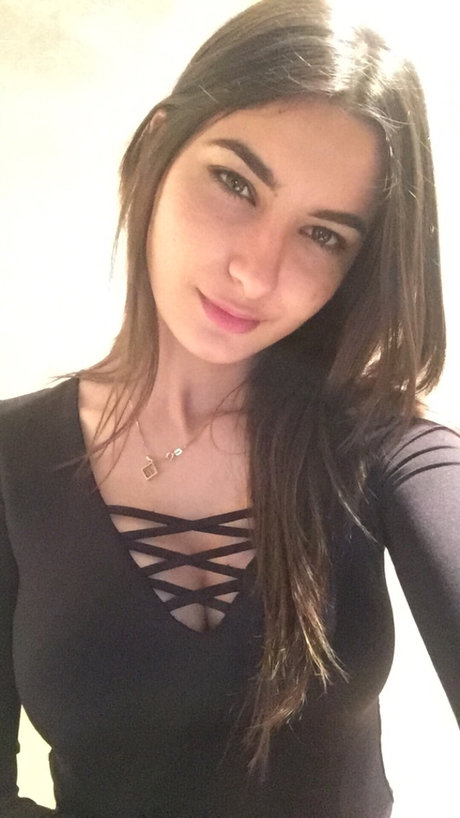 Loser Dyke modelo de alta definición imagen