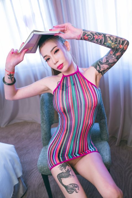 Queena Wang_ estrella porno en alta definición galería