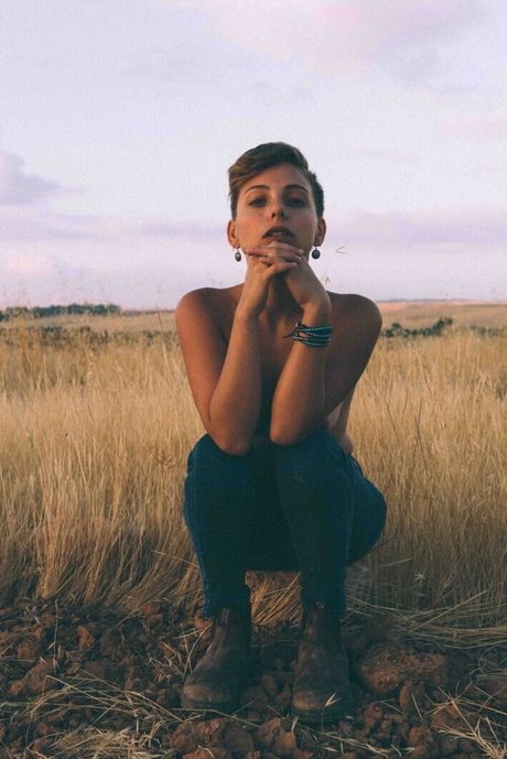 Tohar Frie estrella porno xxx imágenes