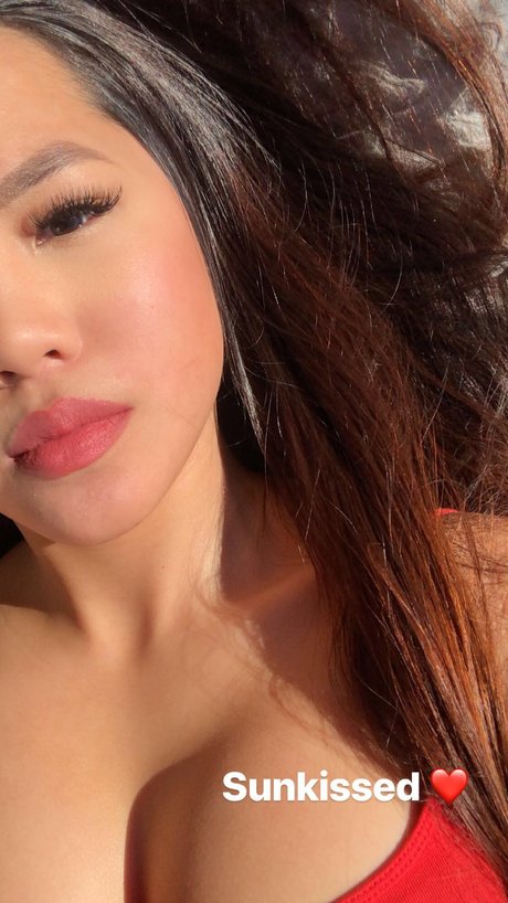 Camii tg hermosa modelo fotos