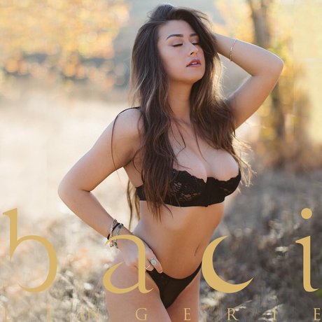 Erin Cahill estrella porno de arte foto