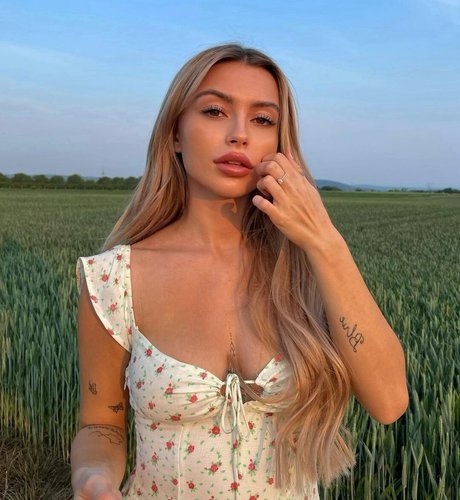 Linabmn sexo estrella porno galería