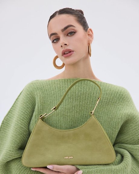 Yael Shelbia modelo desnudos foto