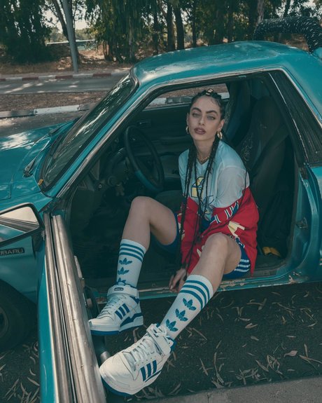 Yael Shelbia mejor modelo foto