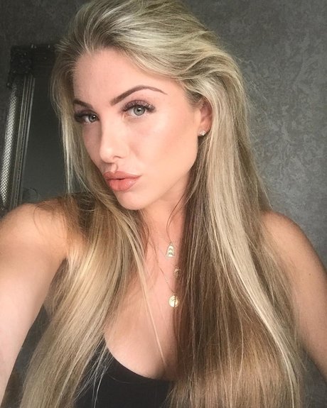 Bethany Samuels modelo de alta calidad fotos