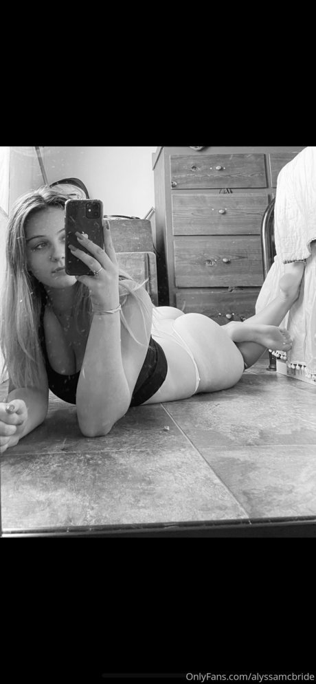 Alyssa Mcbride bonita estrella galería