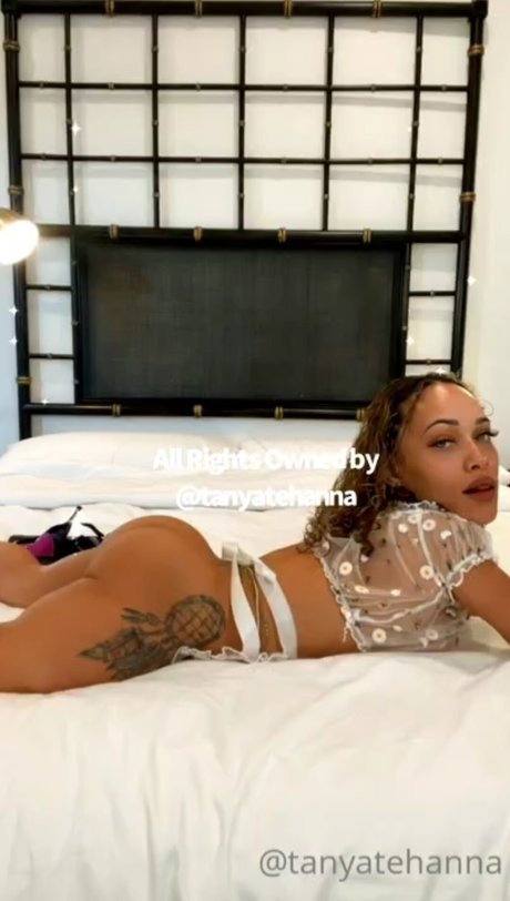 Tanya Tehanna_ estrella porno bonita foto
