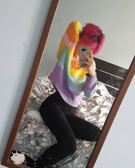 Emmanooodle_ modelo sexual archivo