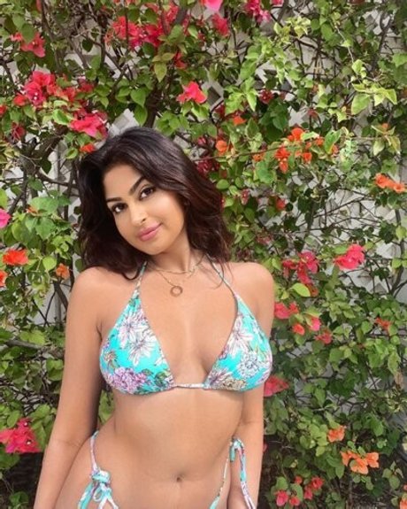 Shreya Arun_ actriz erótica recopilación