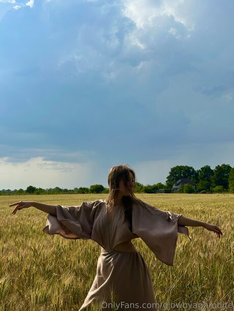 Glowbyaphrodite buen modelo recopilación