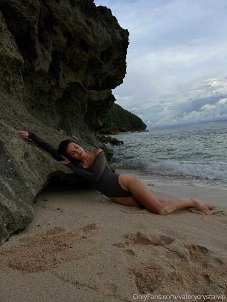 Valerycrystalvip modelo desnuda imagen