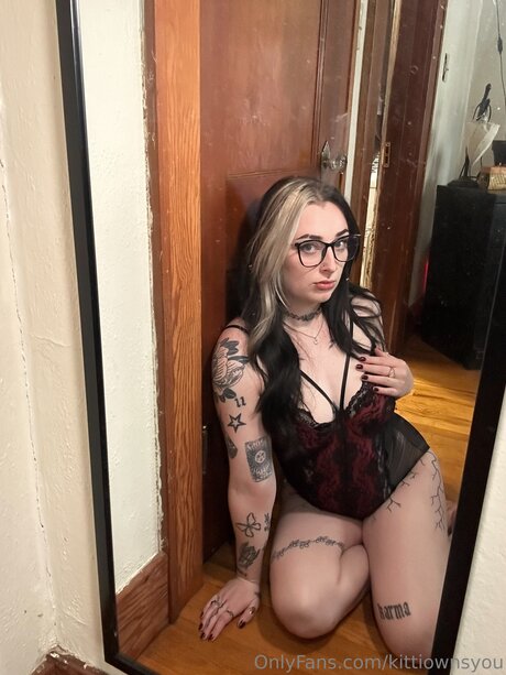 Kittiownsyou estrella porno atractiva recopilación