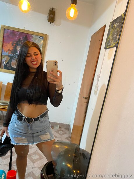 Cecebiggass estrella de alta definición foto