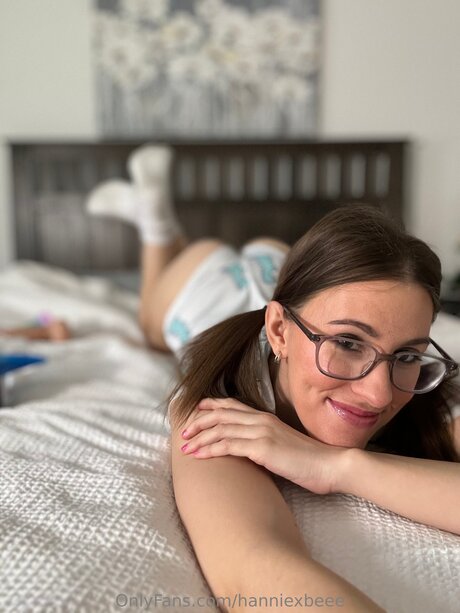 Hanniexbeee estrella sexy imágenes