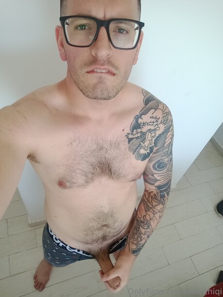 Onlychiqi actriz sexual fotos