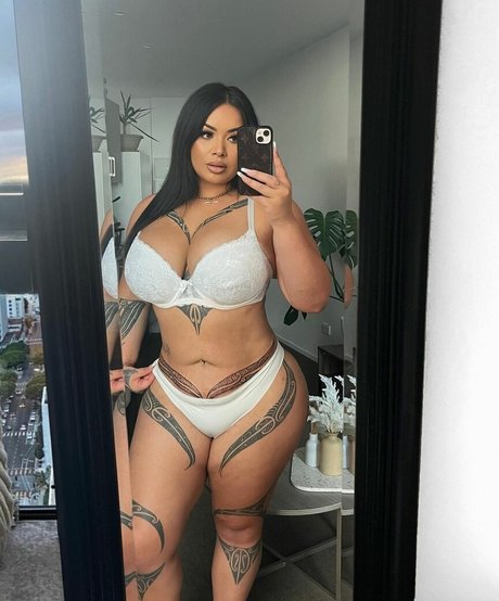 Krisy Erin bonita estrella galería