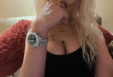 povlotti arte modelo galerías